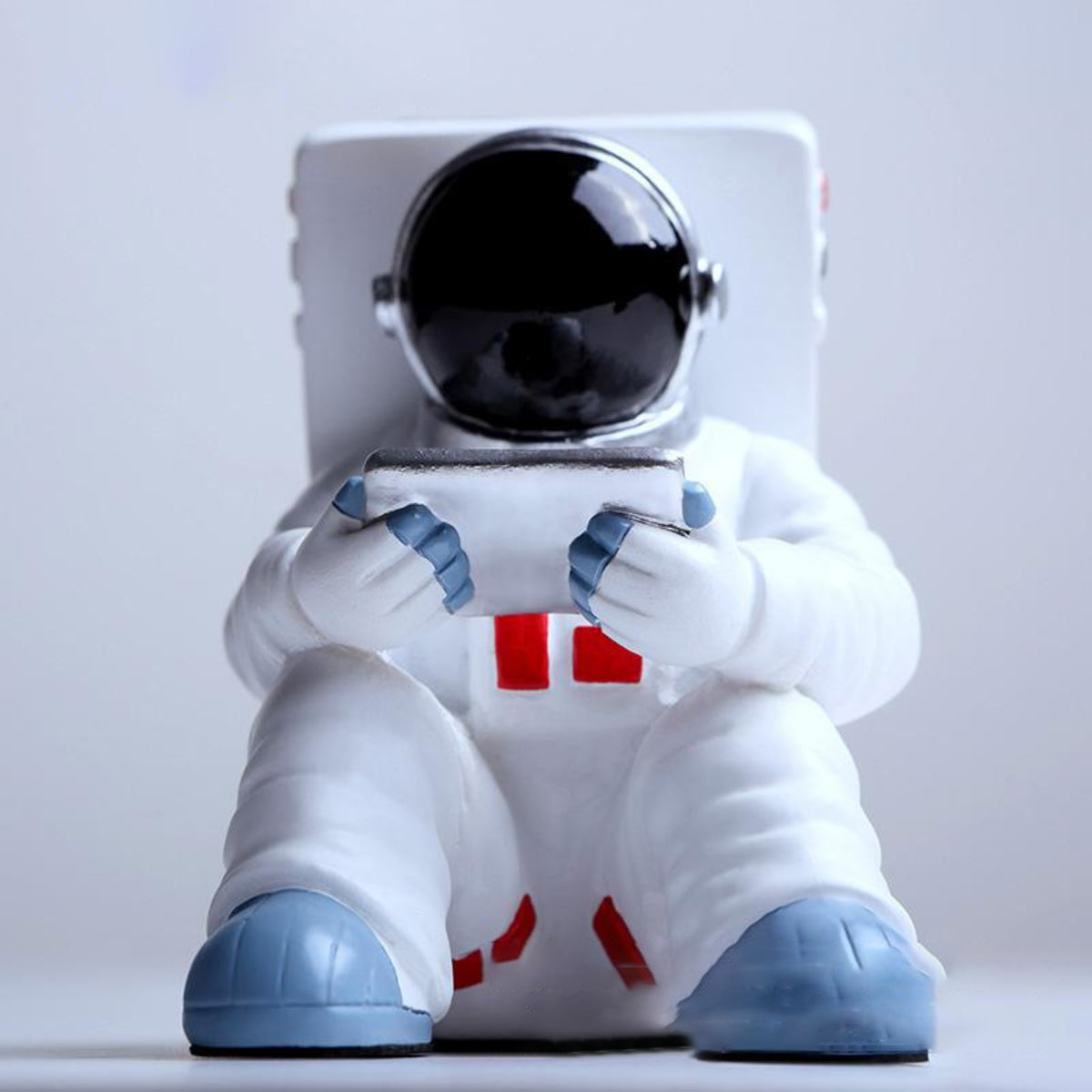 Astronaut Phone Stand